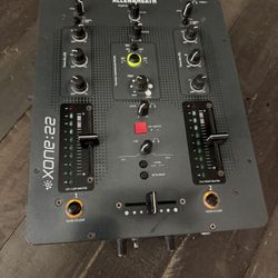 DJ Mixer Allen & Heath xone: 22
