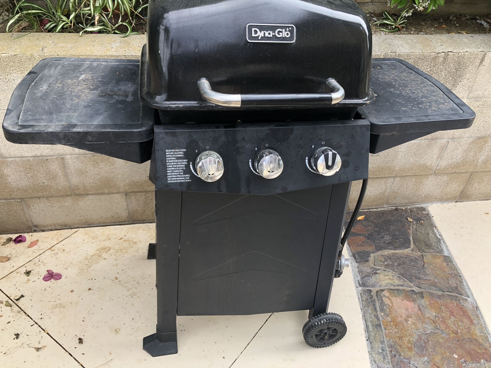 BBQ Grill With Propane Tank And Free Charcoal Grill