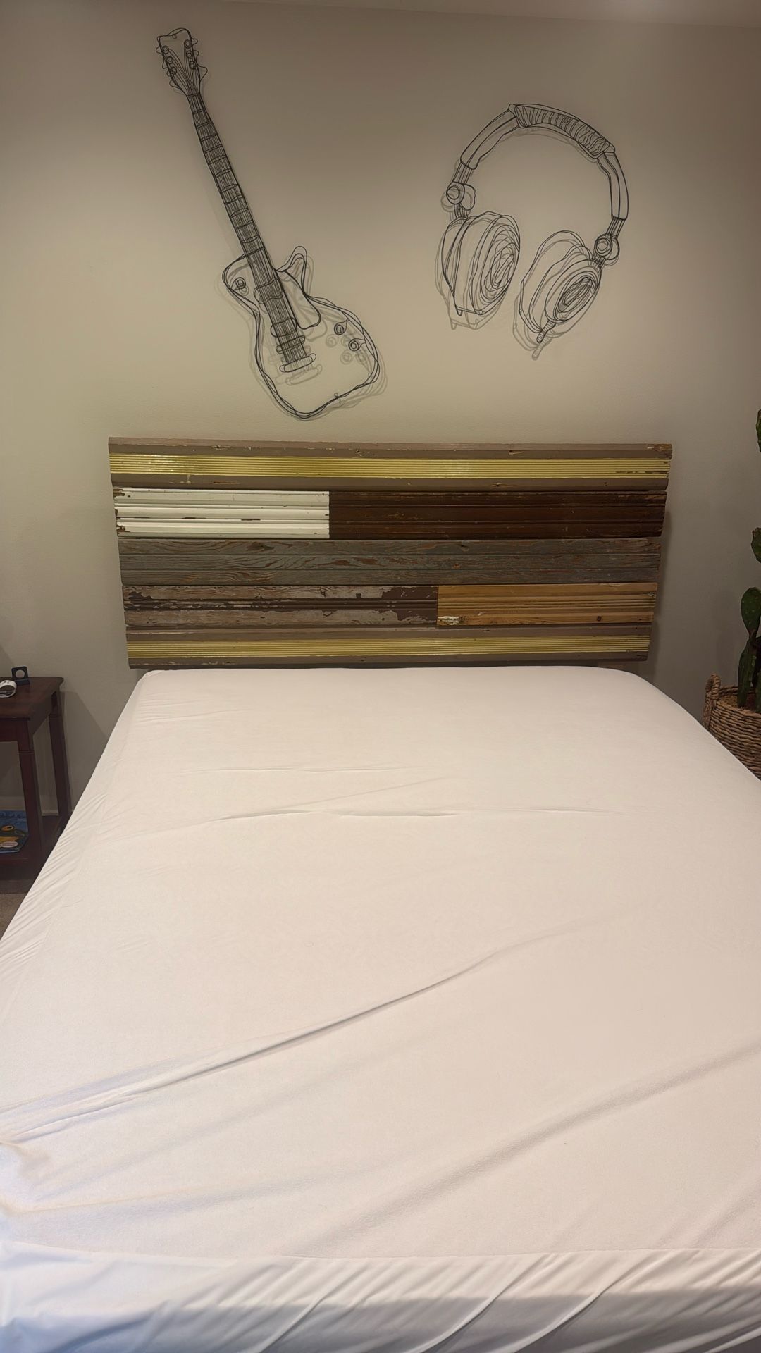 Queen Bed And Bed frame