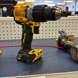 Dewalt Drill ‼️ASK FOR DIANA‼️