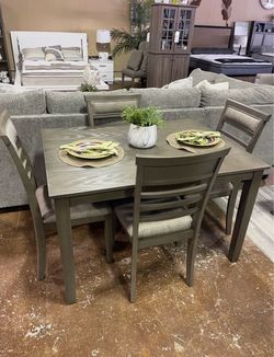 Dining Set Table With 4 Chairs