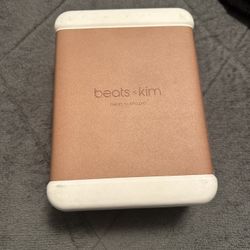 beats Studio Pro x Kim Kardashian 