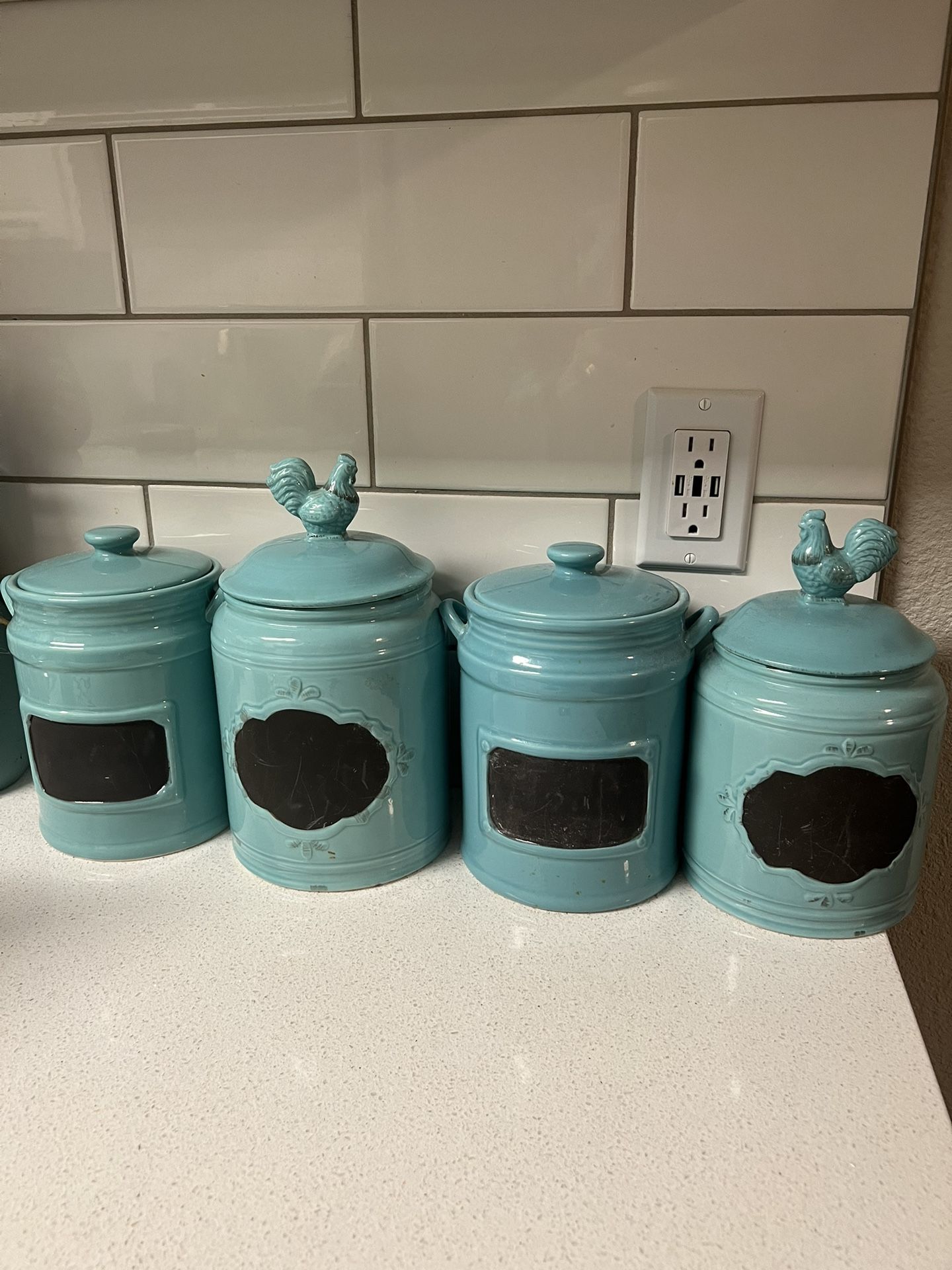 4 Matching Canisters