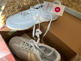 Cat & Jack Kids Sneakers Size 5