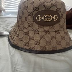 Gucci Bucke Hat
