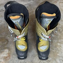 Ski Boots For Sale