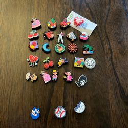 Bad Bunny And The Dogers Croc Widgets 