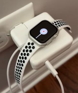 Apple Watch Series 8(41mm) Bundle