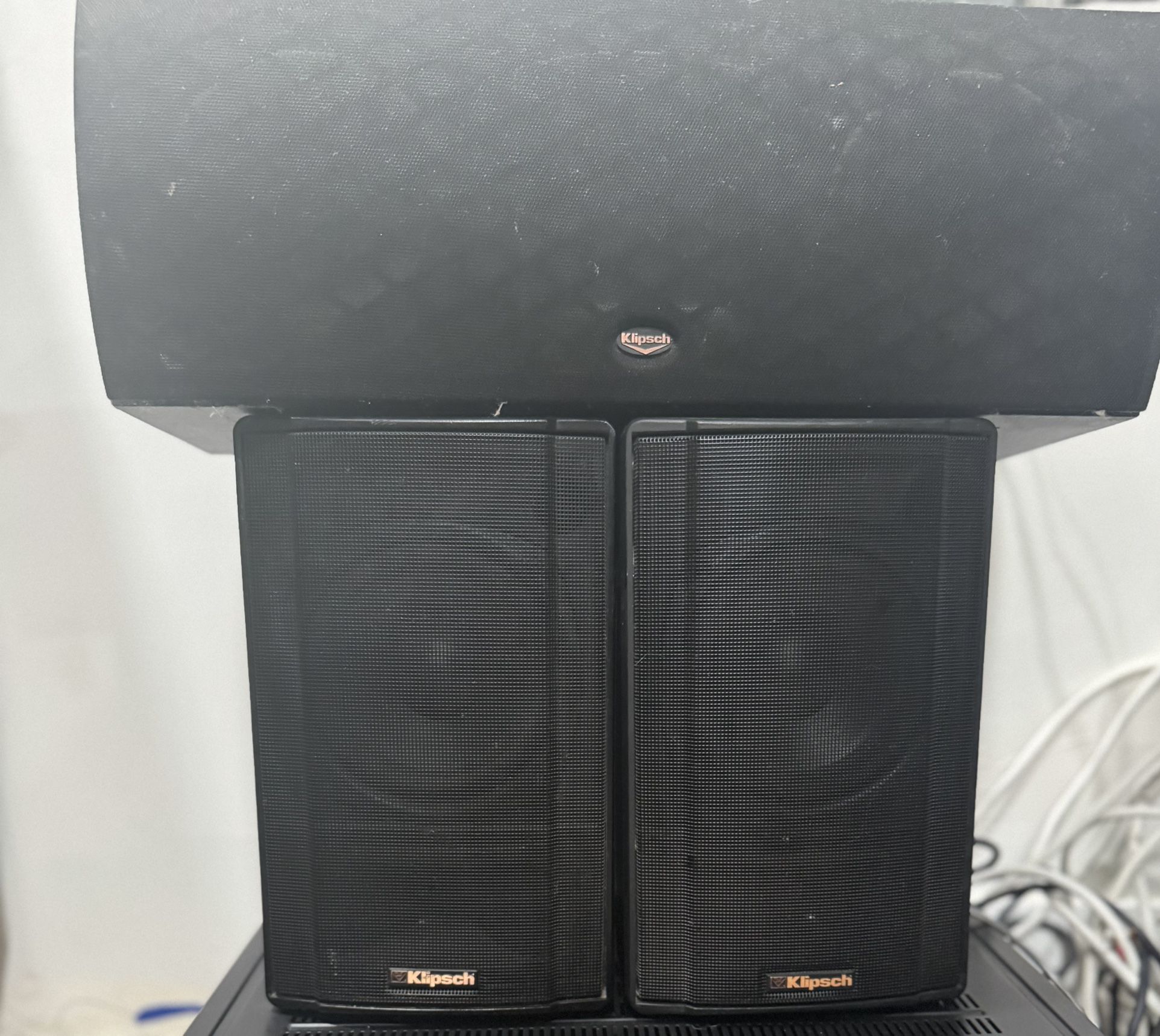 Klipsch Speakers Set – Center + Bookshelf Pair