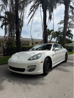 Porsche panamera 4
