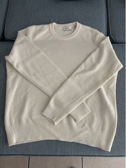 Sandro sweater never worn - size XL (fits like M/L to me)