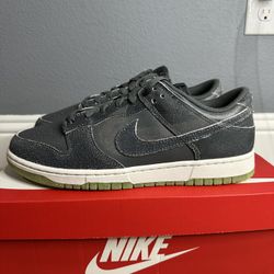 Nike Dunk Low Halloween 
