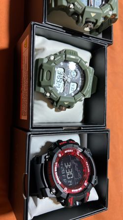 Relojes para hombre activa from invicta brand. $30 each all new