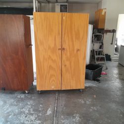 Shop Cabinets