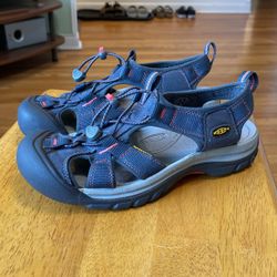 NEW KEEN All Terrain SANDALS SIZE 9 Women 