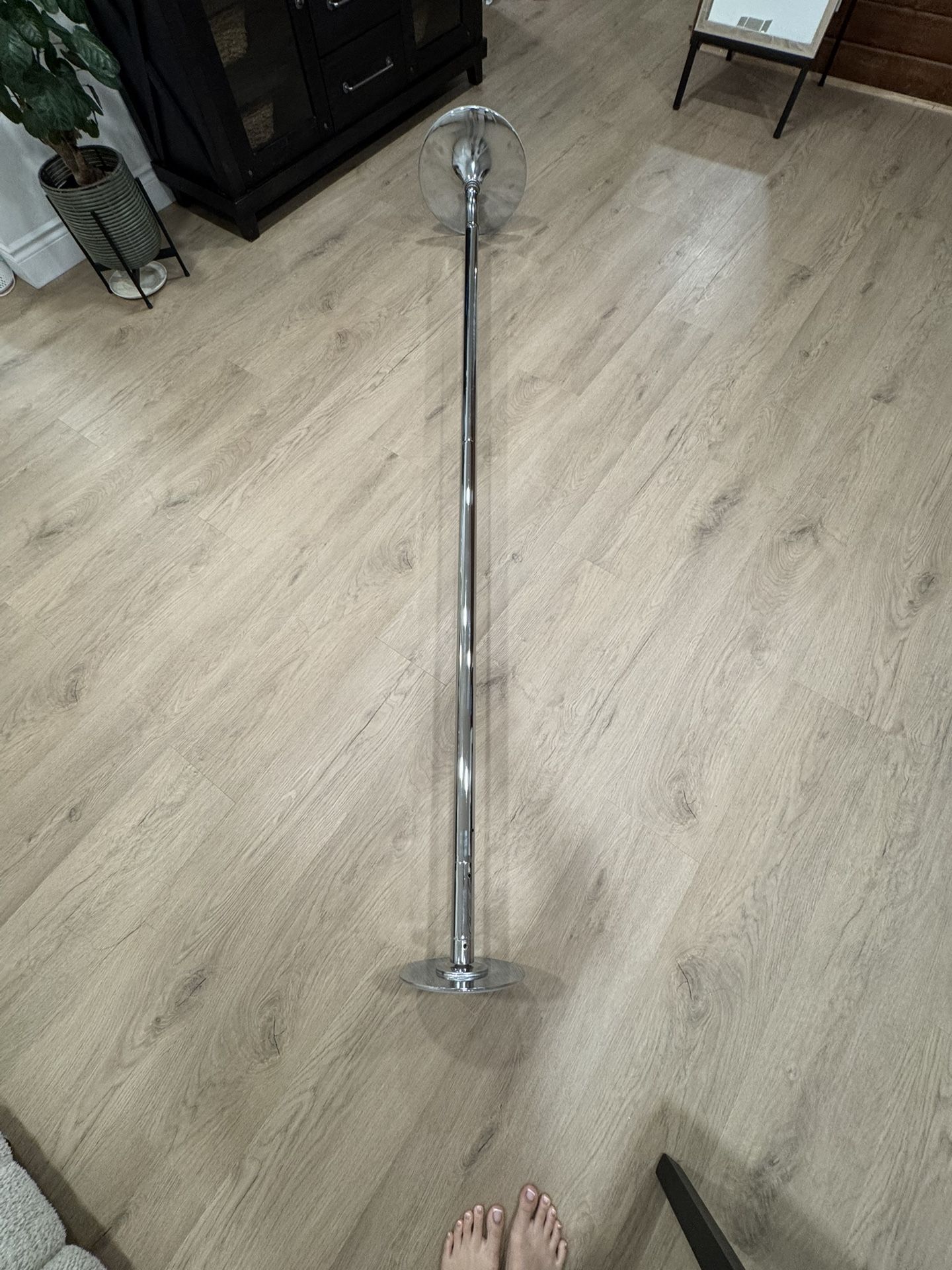 Spinning Dancing Pole For Home With Adjustable Height