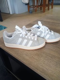 Adidas campus