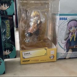 Zenitsu Agatsuma Anime Figure