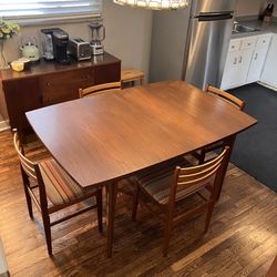 Vintage MCM Broyhill “Saga”