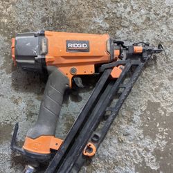 15 gauge nail gun