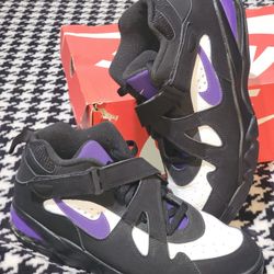 Nike Air Force Max CB