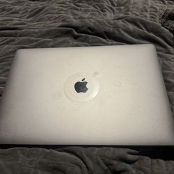 MacBook Pro 16” (2019) – Intel i9, 1TB SSD, 16GB RAM, Radeon 5500M – Excellent! 