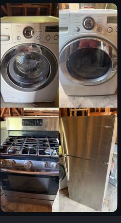Appliances bundle.  Fridge Stove Washer and Dryer $1300