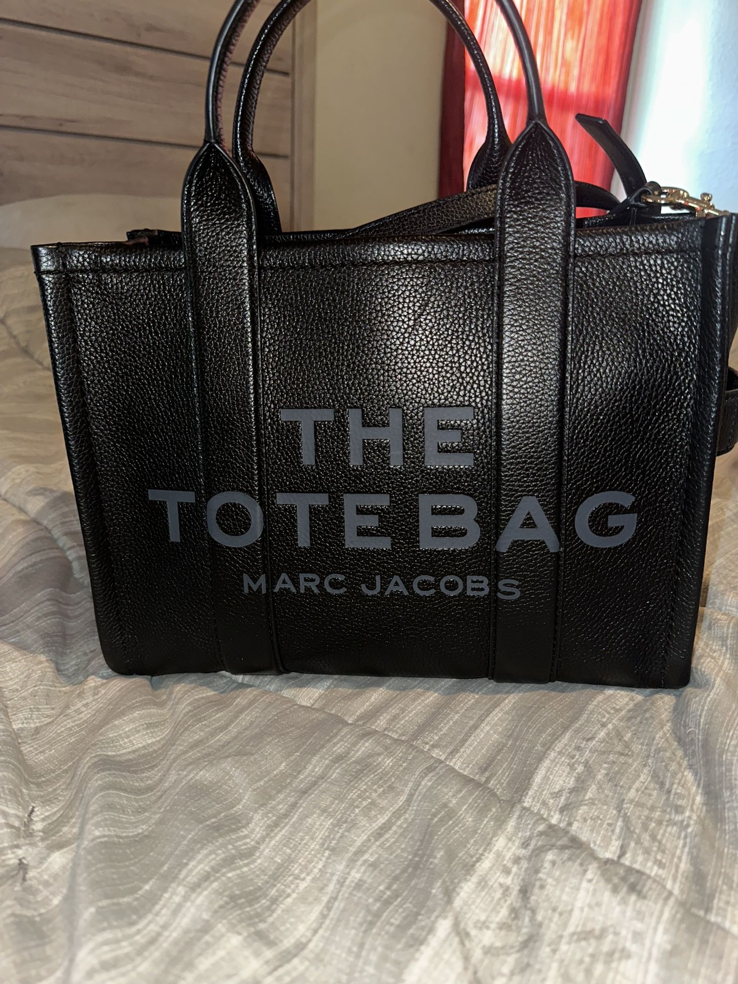 Marc Jacobs Leather Tote 