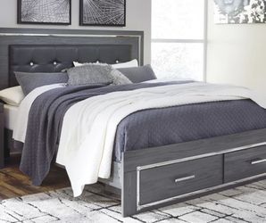 !!Cali King Bedroom Set For Sale!! 