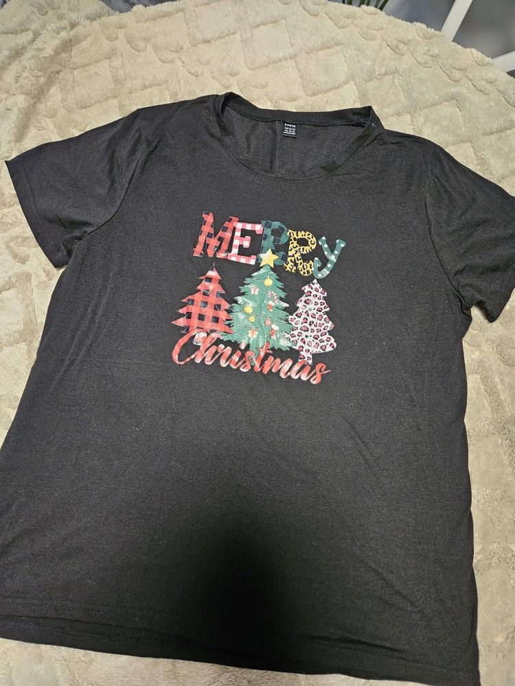 Christmas Tee size 1x