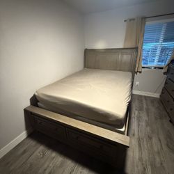 Queen Size Bed Frame + Dresser  * HEAVY DUTY * 