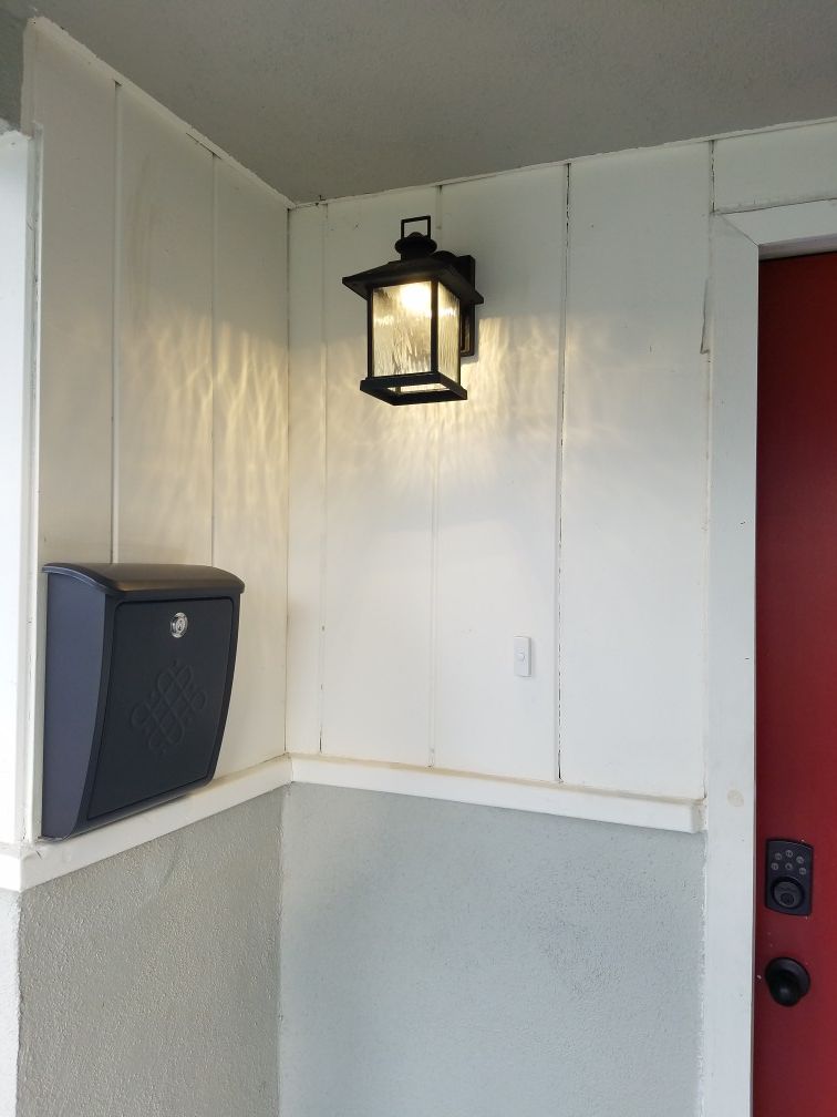 LED wall lantern