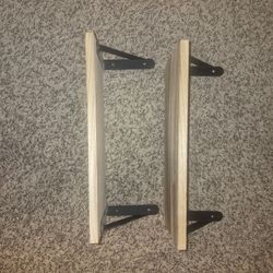 Wall shelves