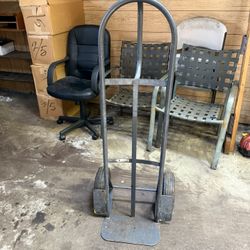 HEAVY DUTY MOVING DOLLY IN EXCELLENT CONDITION. $50.00  OR BEST OFFER. 