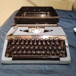 BROTHER CHARGER 11 TYPEWRITER 