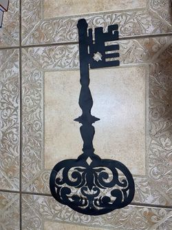 WALL ART - black key