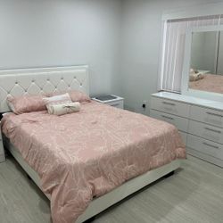 Queen Bed