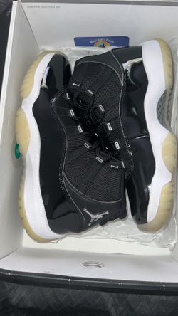 Jordan 11 jubilee Sz 8.5