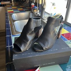 Steve Madden Venuz Shoes