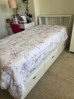Twin bedroom set