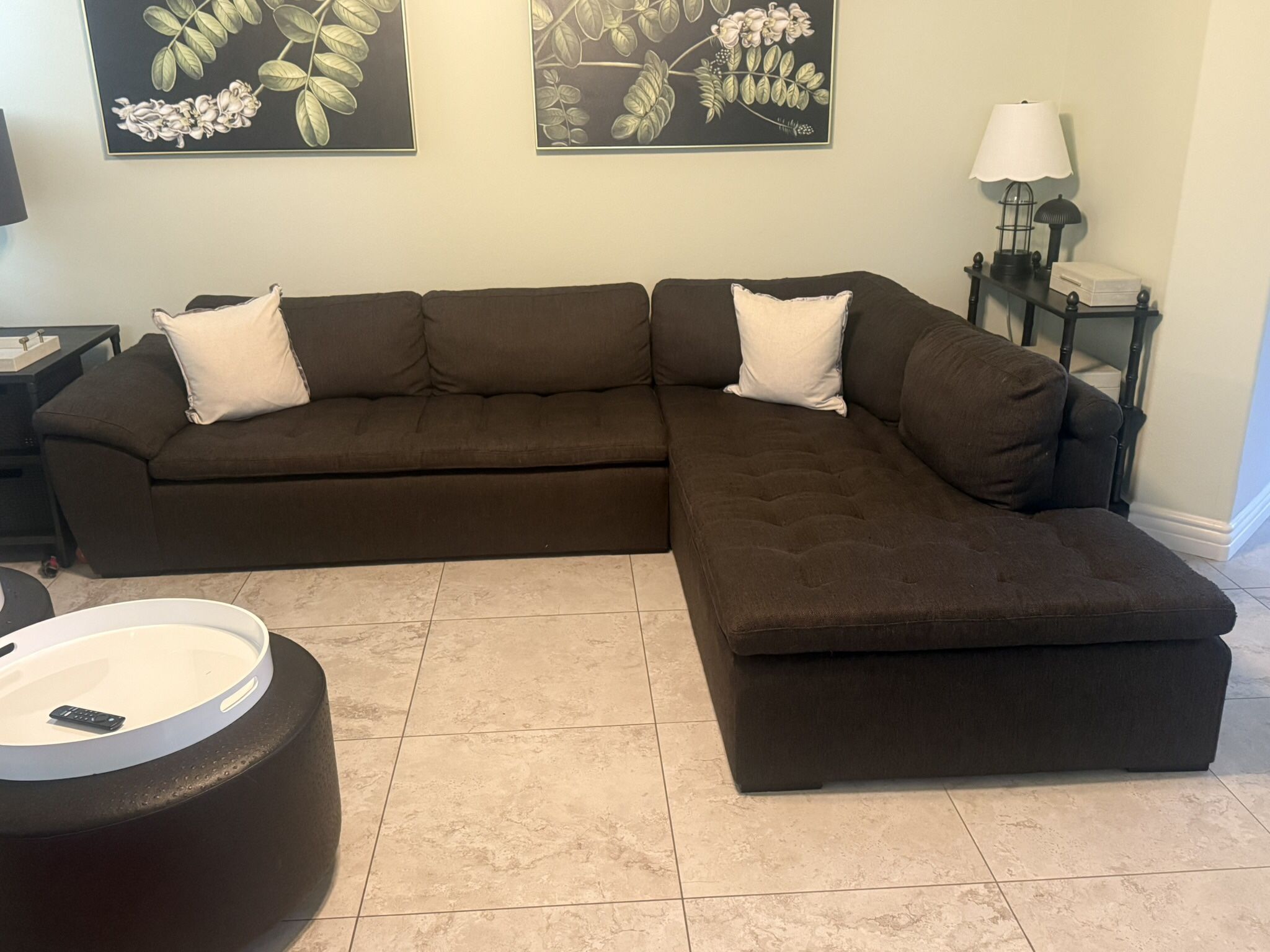 Free Furniture Sofa With Chaise