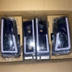 2003-2006 Chevy Silverado Headlights 