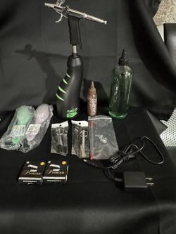 Tomb 45 Cordless AirBrush Compressor