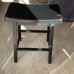 Black Stool 9x17x24