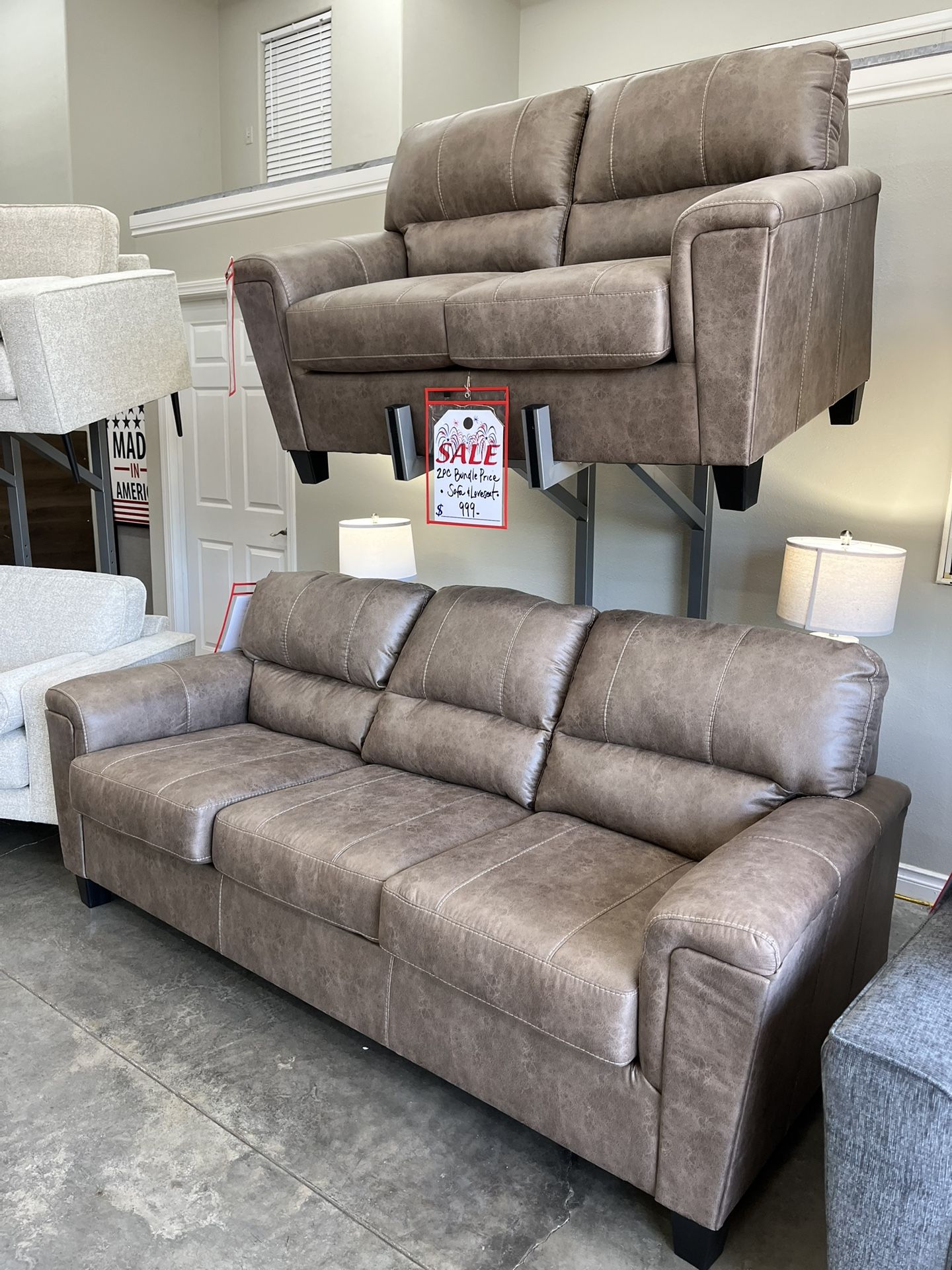 2pc Sofa And Loveseat Set