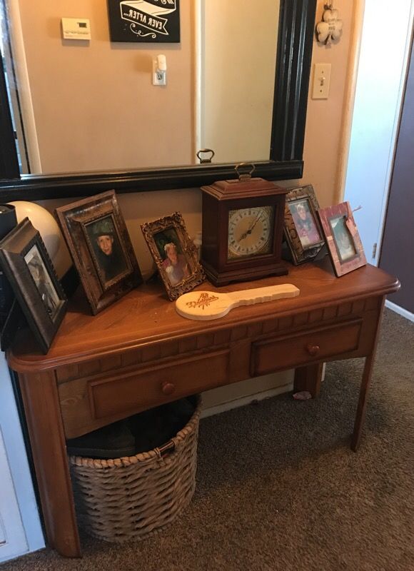 Nice table for hall way