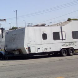1999 Carson Fun runner  26 ft