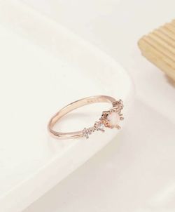 Rose Gold Pearl Ring