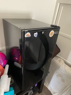 Magic Chef mini fridge for sale