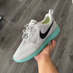 Nike Roshe “Calypso” 